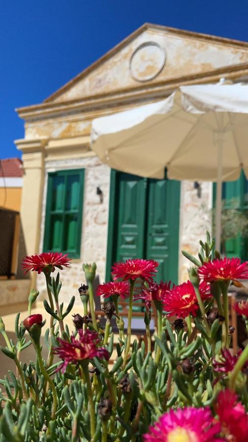 Hypate, Traditional Island Cottage Chalki Town Exterior photo